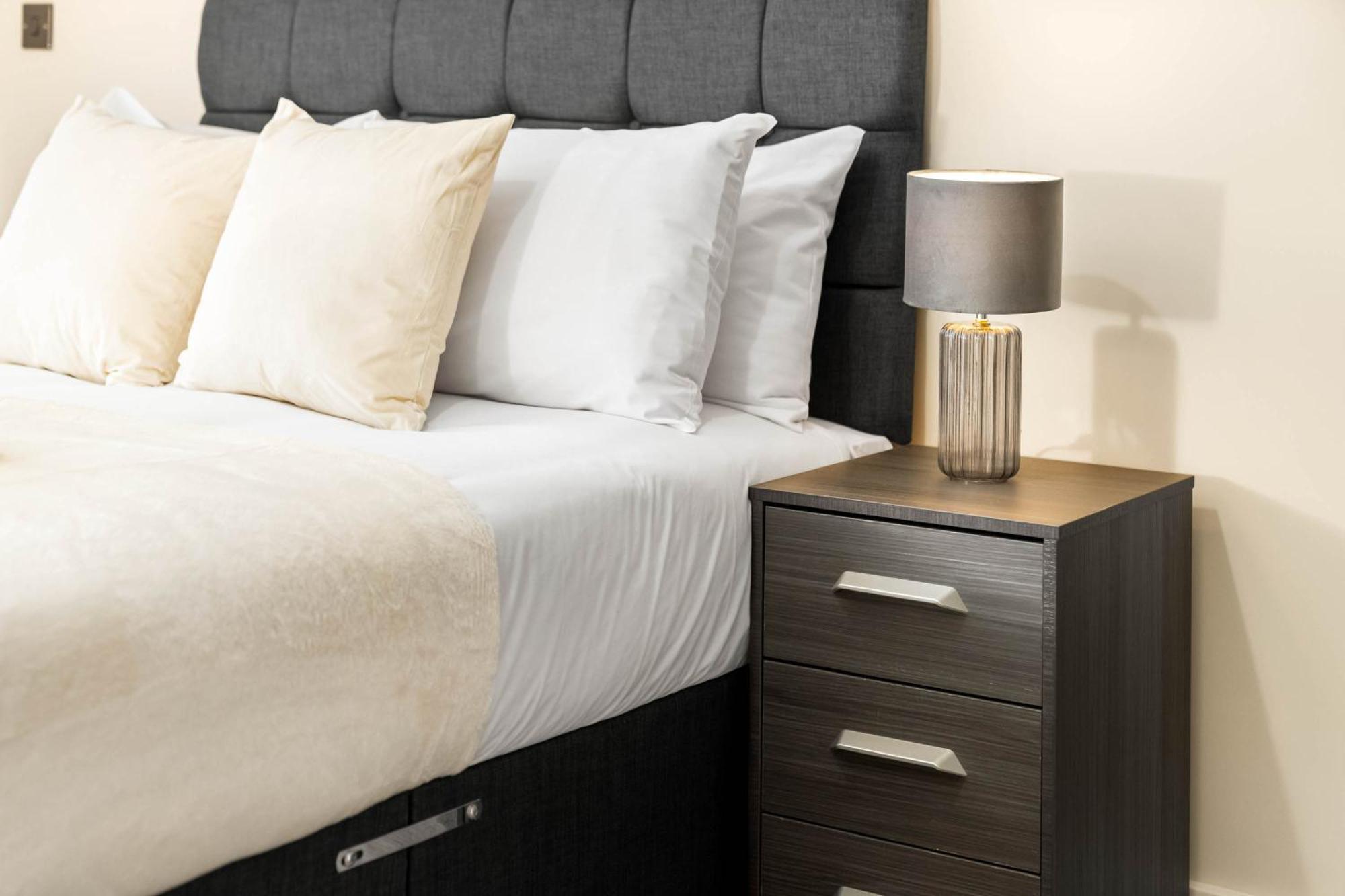New Luxury Two Bedroom Apartment - City Centre - Netflix - Wifi - Top Rated - Jq 8Ah Birmingham Luaran gambar