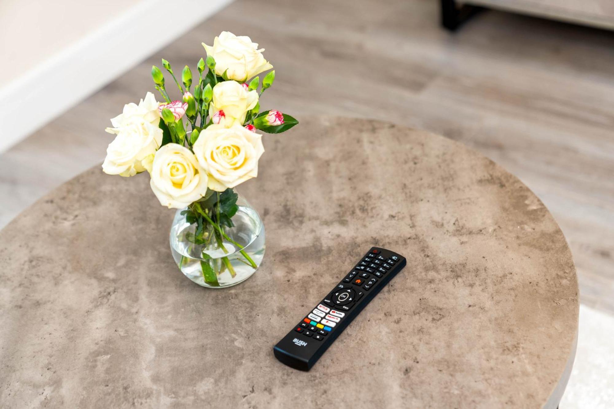 New Luxury Two Bedroom Apartment - City Centre - Netflix - Wifi - Top Rated - Jq 8Ah Birmingham Luaran gambar